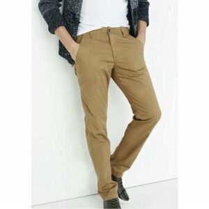 EXPRESS Tan Hyper Stretch Temperature Control Straight Leg Chino’s Sz 36/34